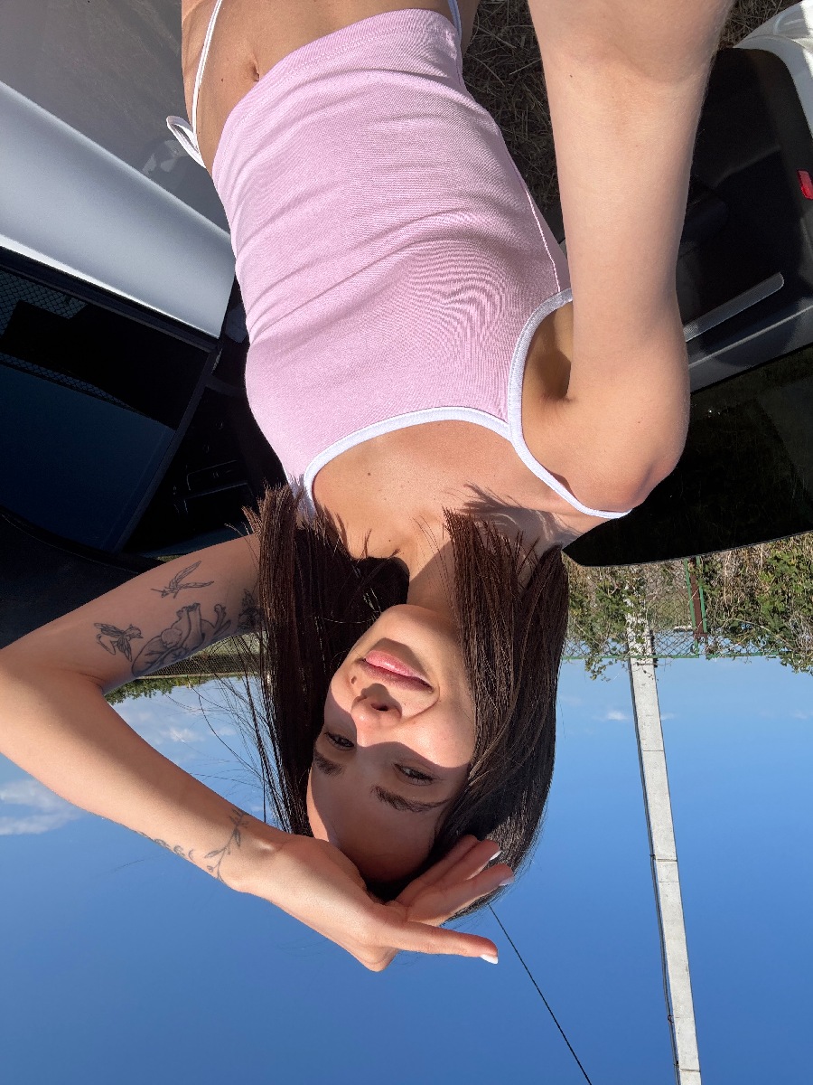 Sexy model Tina in Kanpur